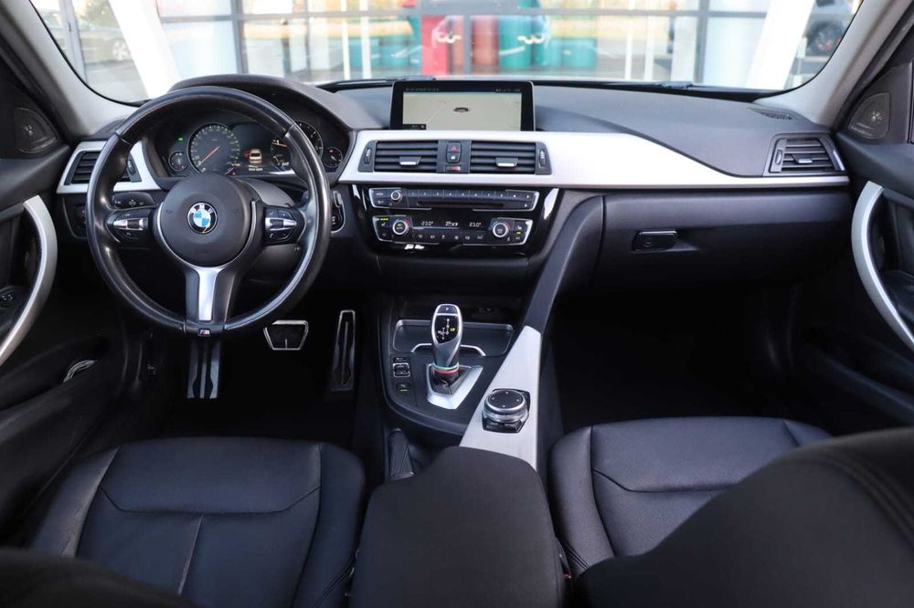 BMW F30 an fabricatie 2017 unic proprietar