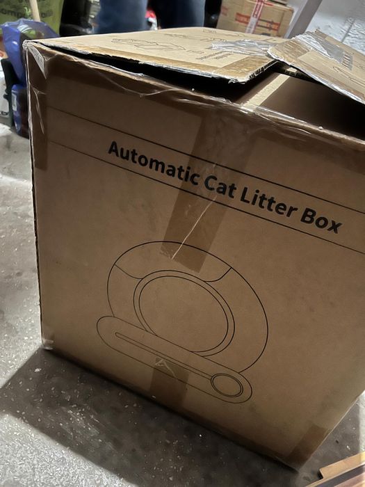 Litiera automata pentru pisici