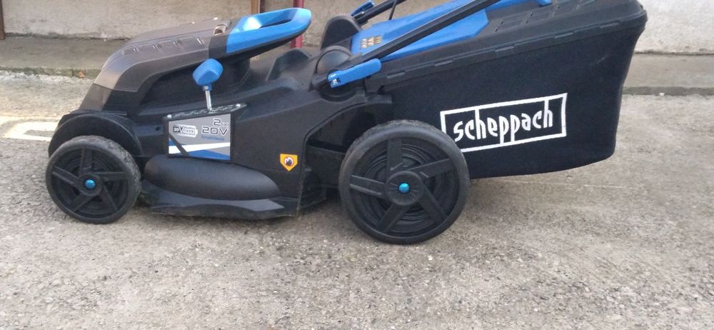 mașină electrică de tuns iarba scheppach