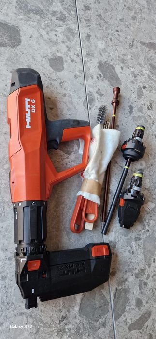 Hilti pistol de cuie pe capse