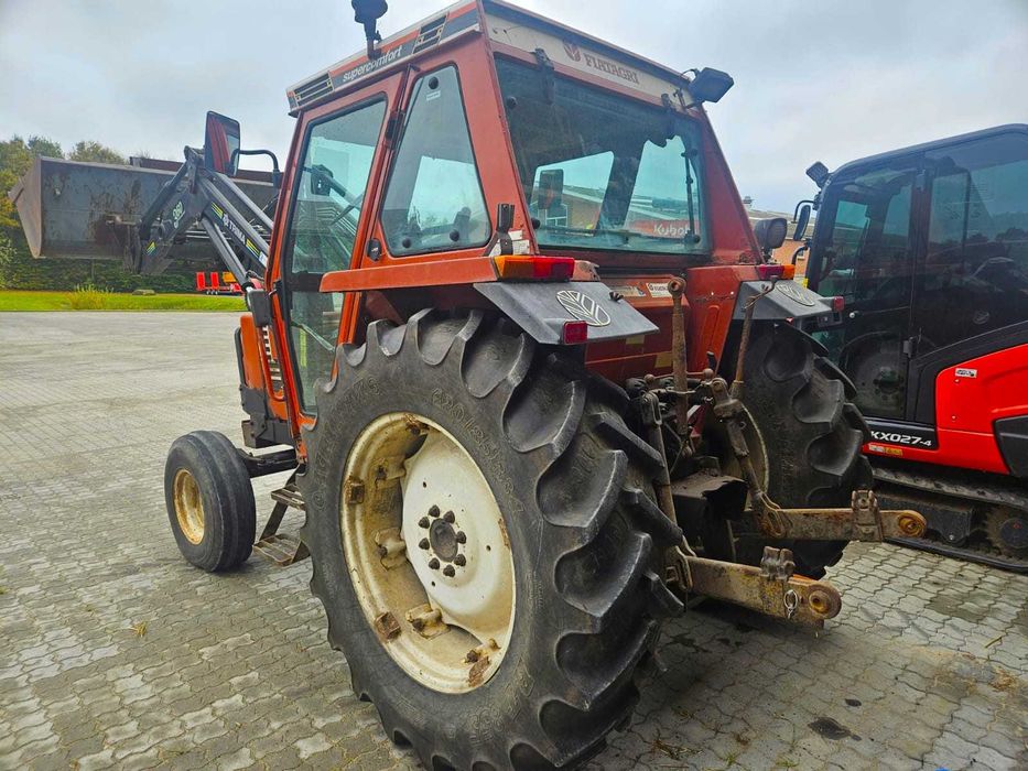 Tractor Fiat 80 90 Incarcator cupa Fiat 640 Fiat 70 90 Case New John