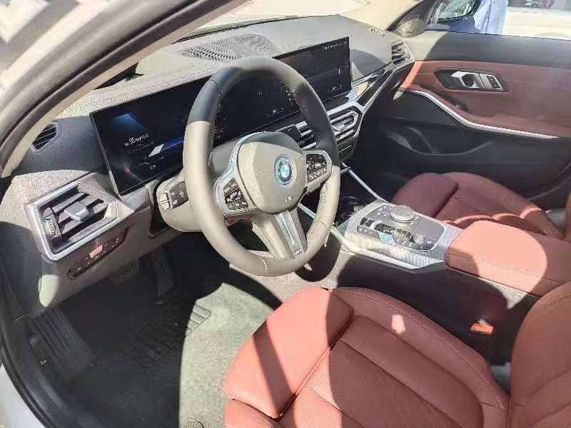 BMW i3 40 l sport night
