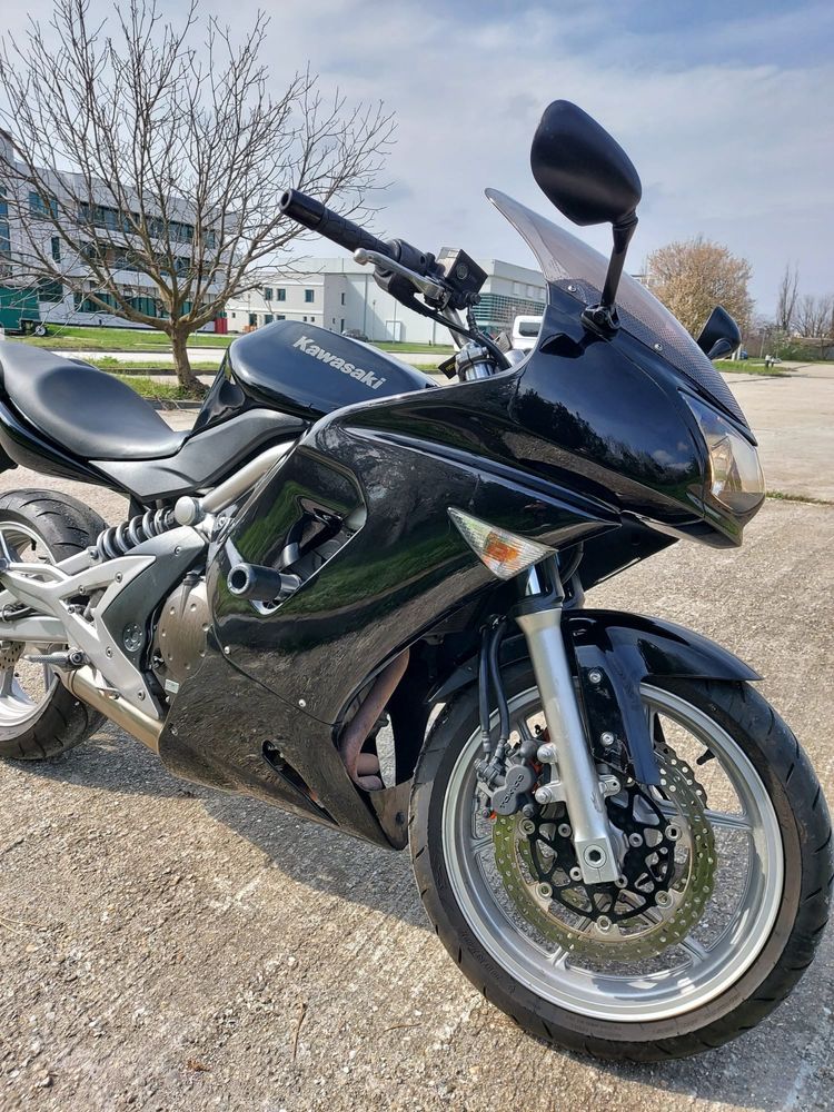 Kawasaki er6f 2009 impecabila.