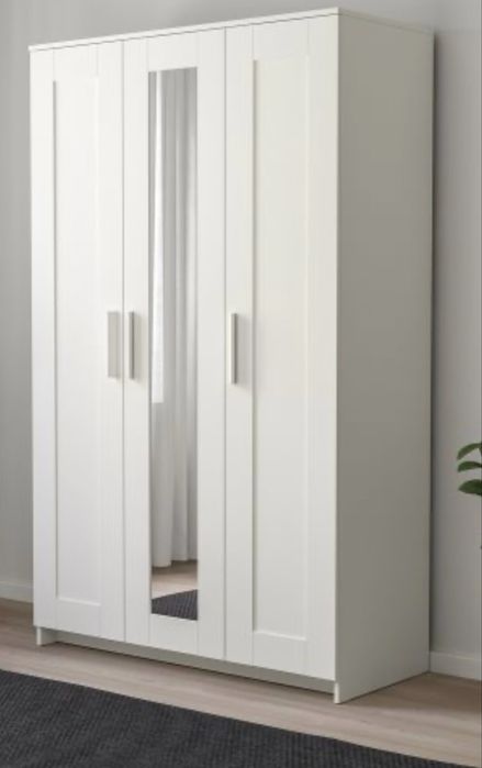 BRIMNES трикрилен гардероб IKEA