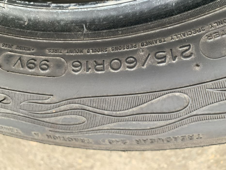 215/60 R16 2бр летни гуми