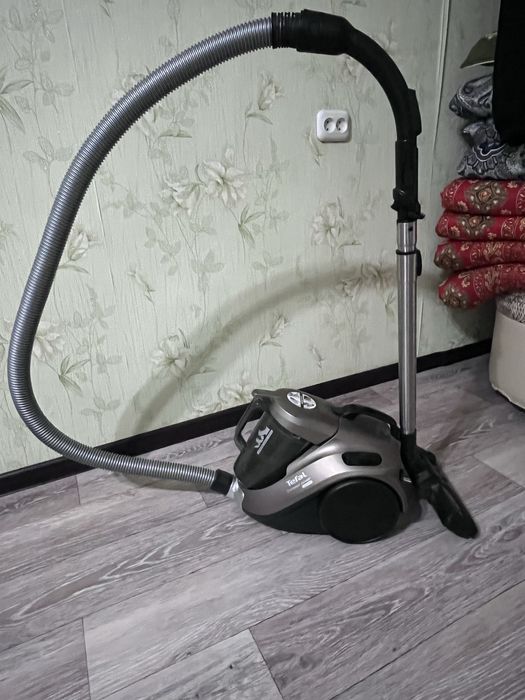 Продам пылесос тефайл