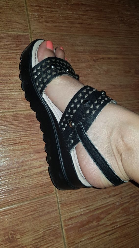 Дамски сандали от естествена кожа!