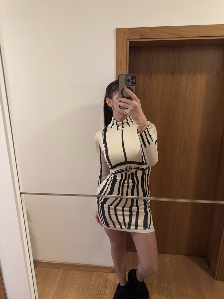 Рокля Alessa нова