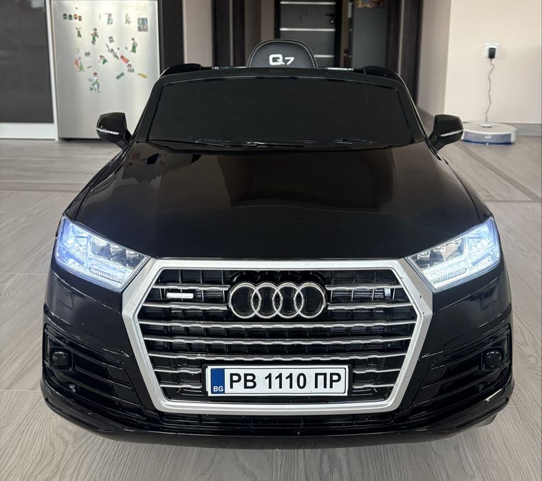 Акумулаторна кола ауди Q7