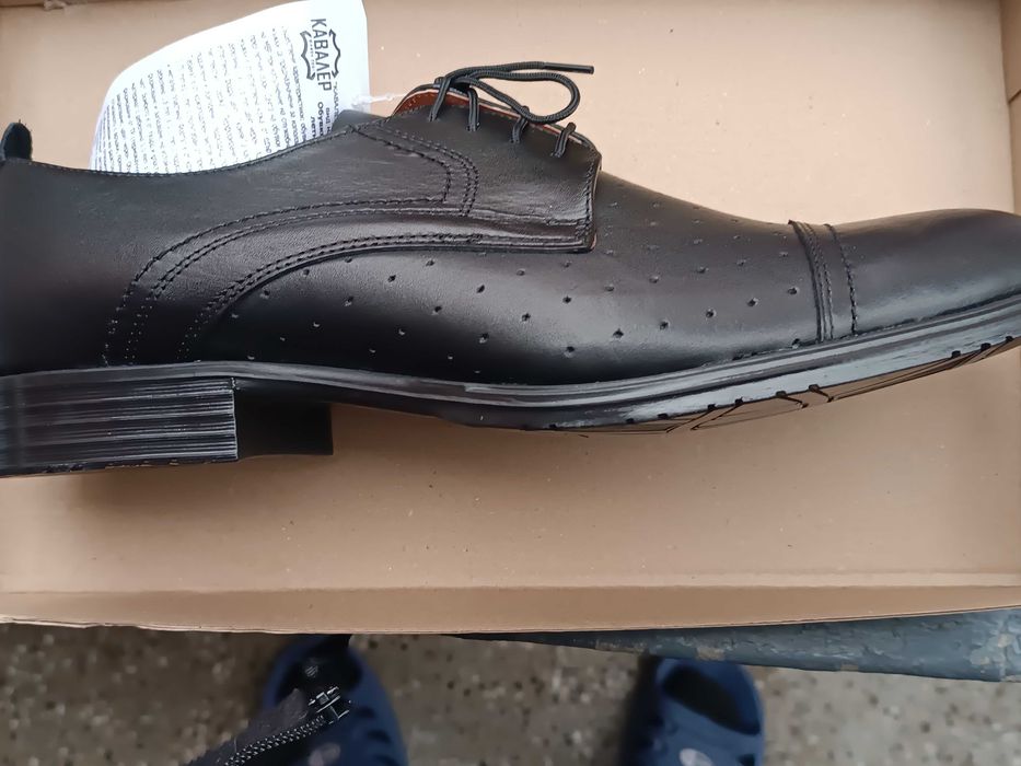 Обувки пролетно- летни от естествена,номера 43 и 45