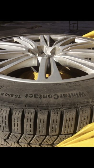 Оригинални лети джанти за Ауди А8 и S8.