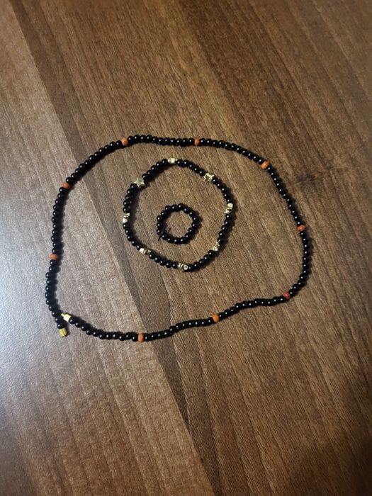 Hand made : inele , coliere , bratari , zgarzi