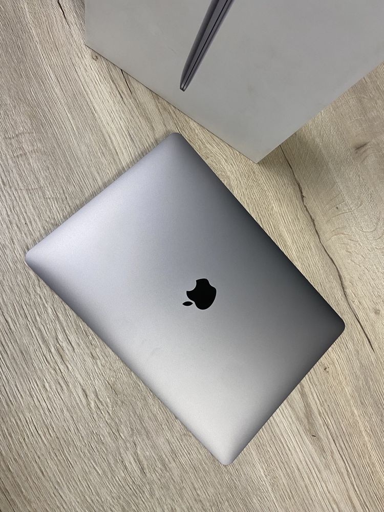 Ноутбук Apple MacBook Air | Core i5-10N | 8GB | 512GB | 202 циклов