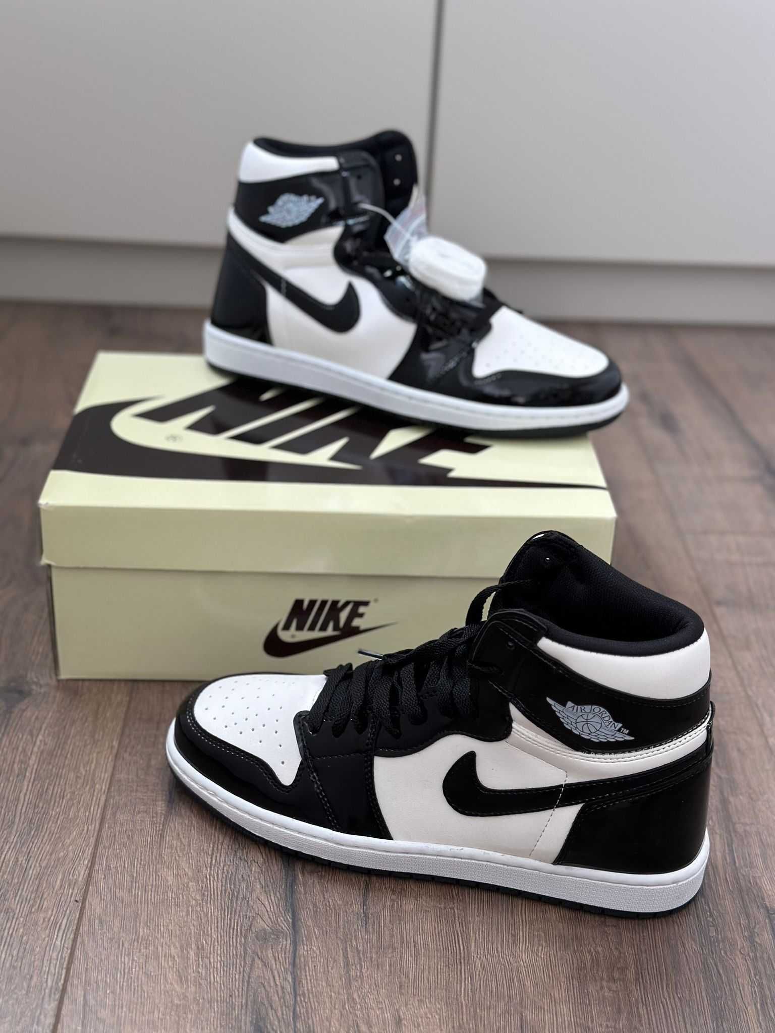 Adidasi Nike Air Jordan 1 Retro High Black/White-All Star Weekend NOU