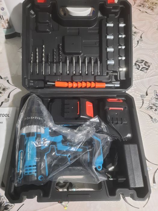 Продам шуруповерт