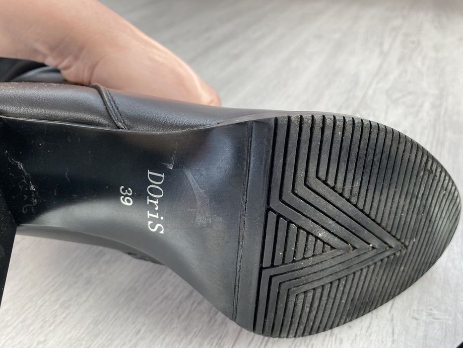 дамски ботуши на висок ток