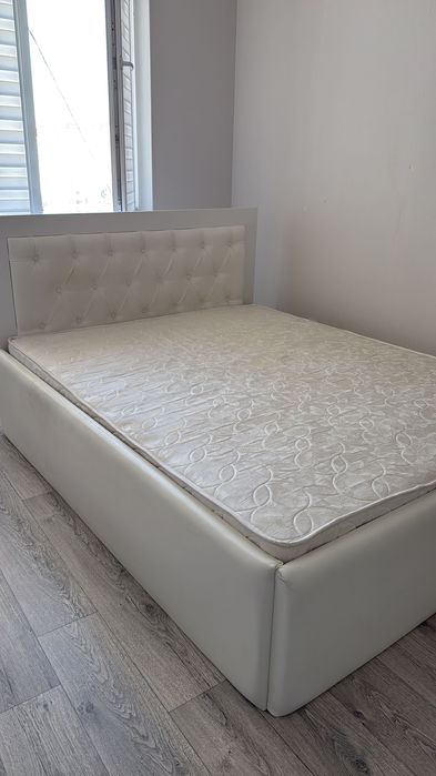 Спальный диван срочно