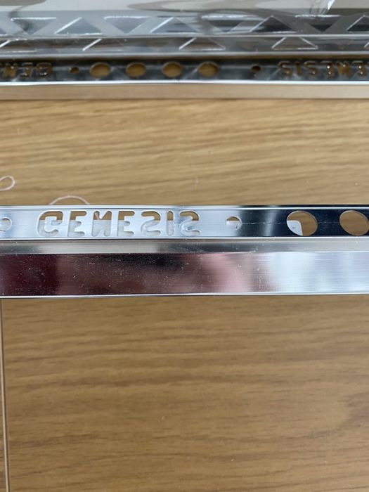 Bagheta metalica colt exterior gresie/faianta