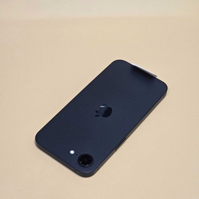 Hope Amanet P8 Iphone 16e 128 Gb 100% Neactivat