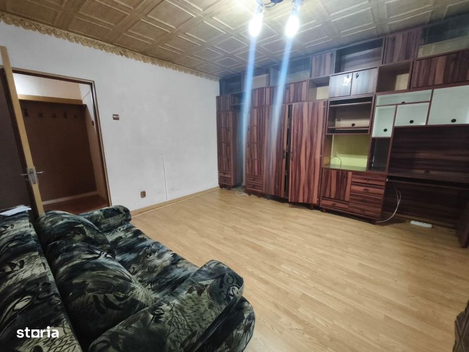 Garsoniera de vanzare, etaj 1, 30 mp, Siret