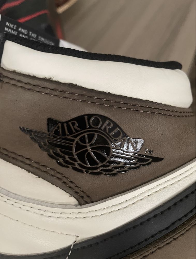 Jordan 1 Dark Mocha