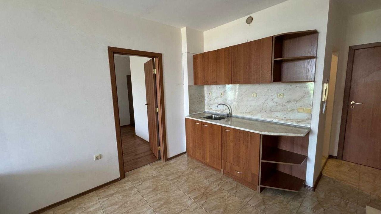 Продава се Двустаен апартамент в Ахелой - 85 кв.м за 859 €/кв.м - Снимка #3