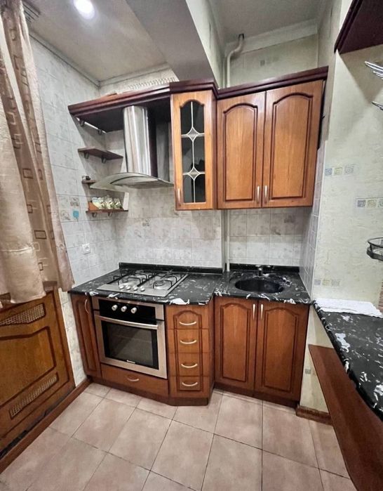 Срочно Продаётся Ц2 2/7/9 с мебелью техникой ремонт хороший !