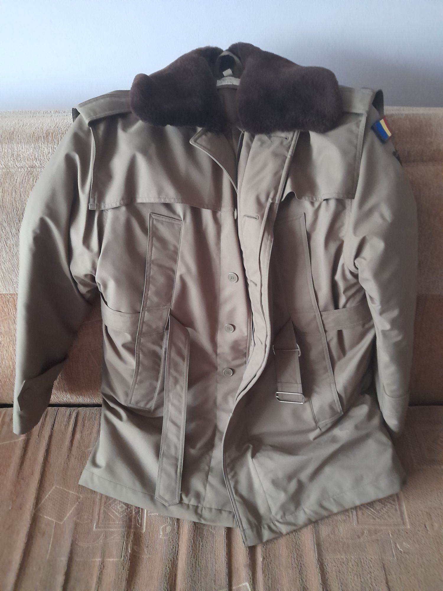 Costum militar cadre oras