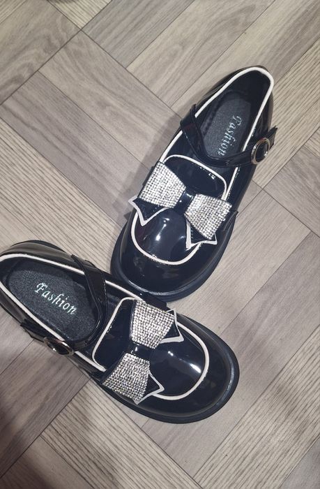 Туфли детские 34 размер