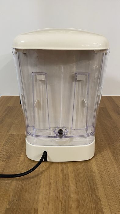 Vand expressor manual Heinner crem