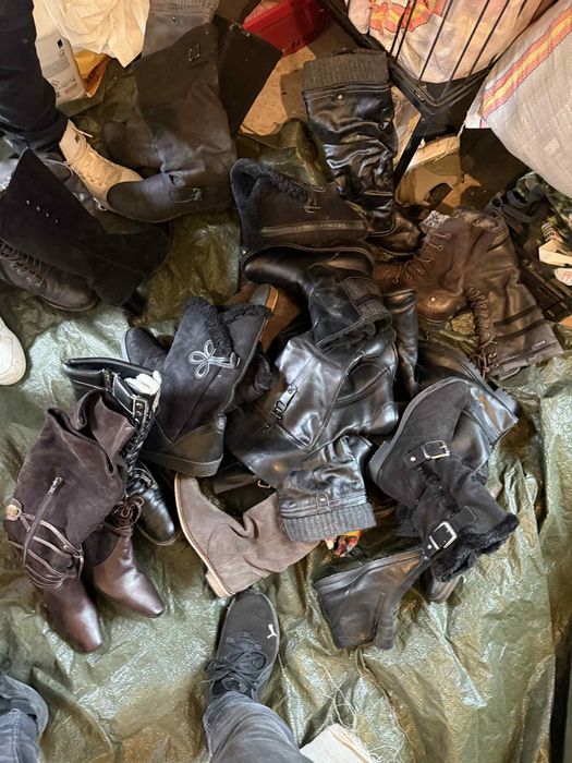 Vând papuci SH ca și noi