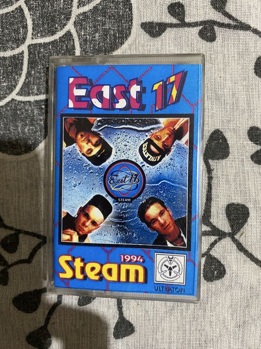 Cd-uri si casete vechi