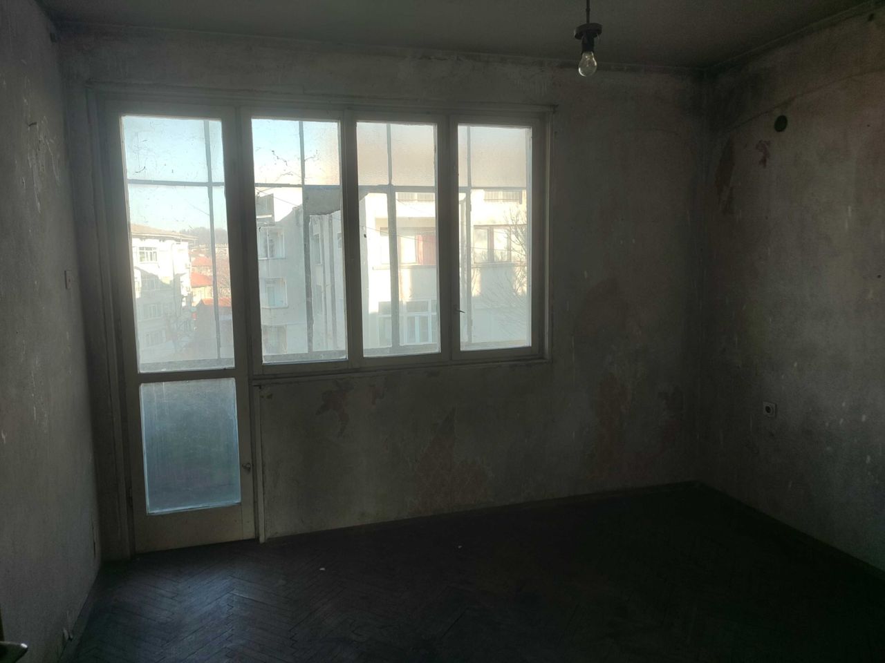 Продава се Четиристаен апартамент в Търговище, Център - 110 кв.м за 719 €/кв.м - Снимка #7