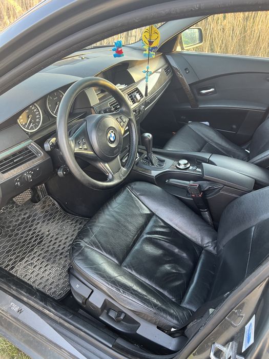 Vand sau schimb Bmw e60 525D 177cp