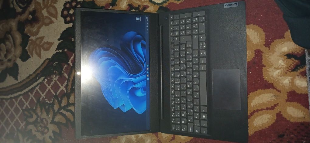 Notebook Lenovo Inter Celeron 4020.