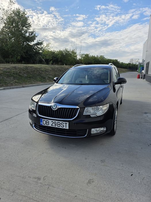Skoda Superb 2.0 TDI 177 CP 4x4 – FULL OPTIONS – Piele crem