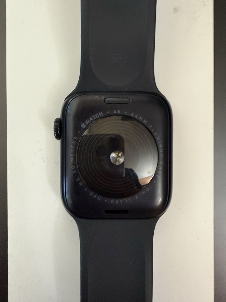 Apple Watch SE 2 44mm