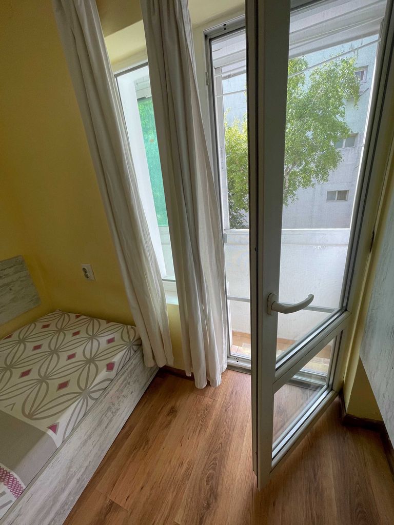 Дава се под наем Едностаен апартамент в Варна, Общината - 20 кв.м за 255 € - Снимка #3