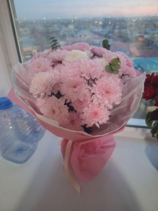 Продам букет цветов, буквально свежий