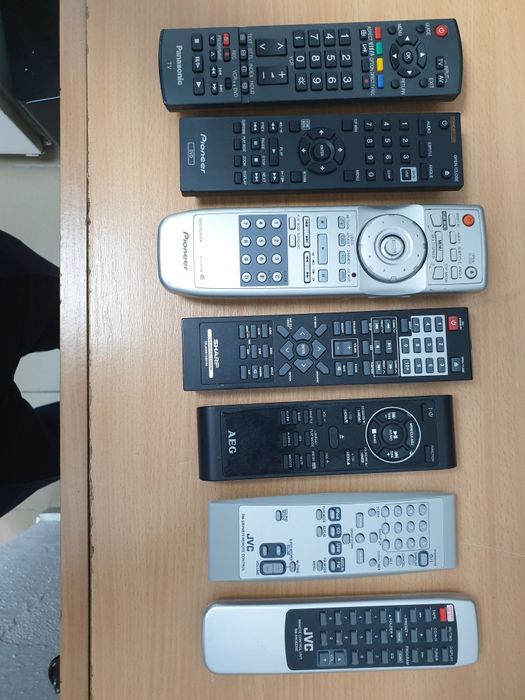 Telecomanda Philips, Samsung, Sony, Sharp, Pioneer, Medion, Teufel