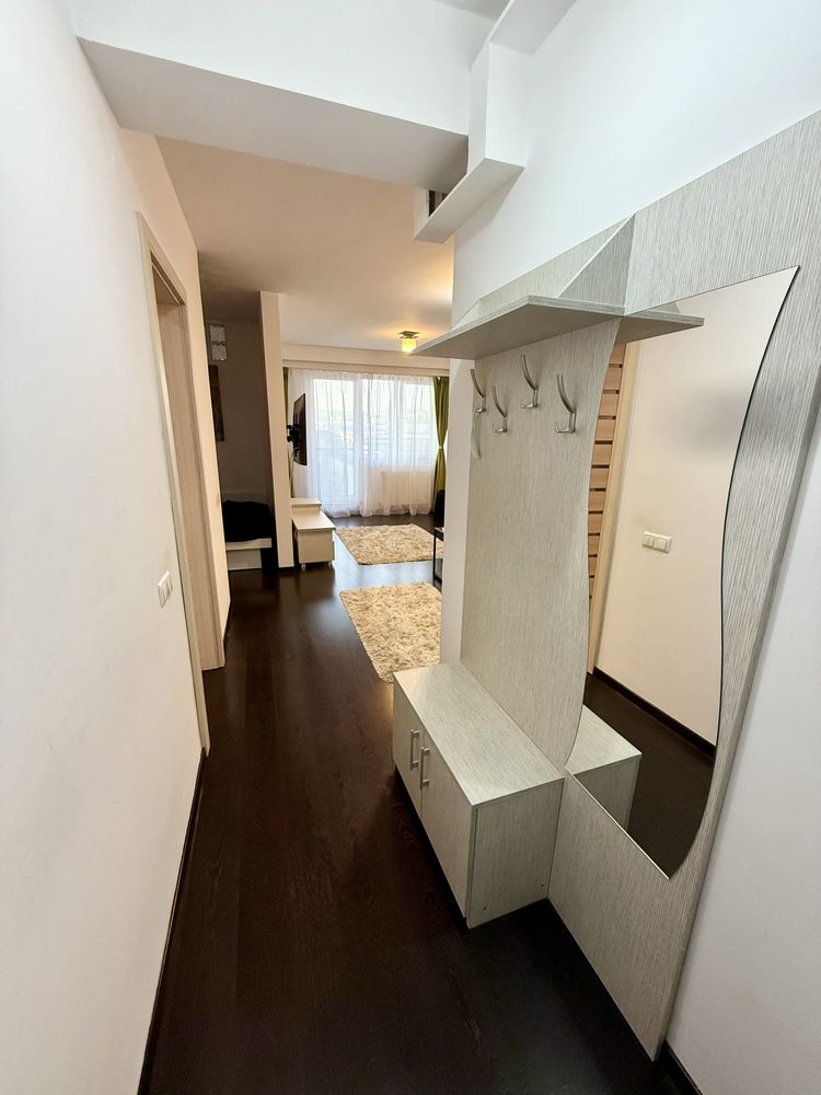 Inchiriez apartament zona Iulius mall