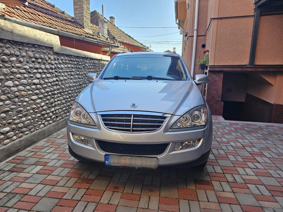 Vând SsangYong Kyron 2.0 diesel