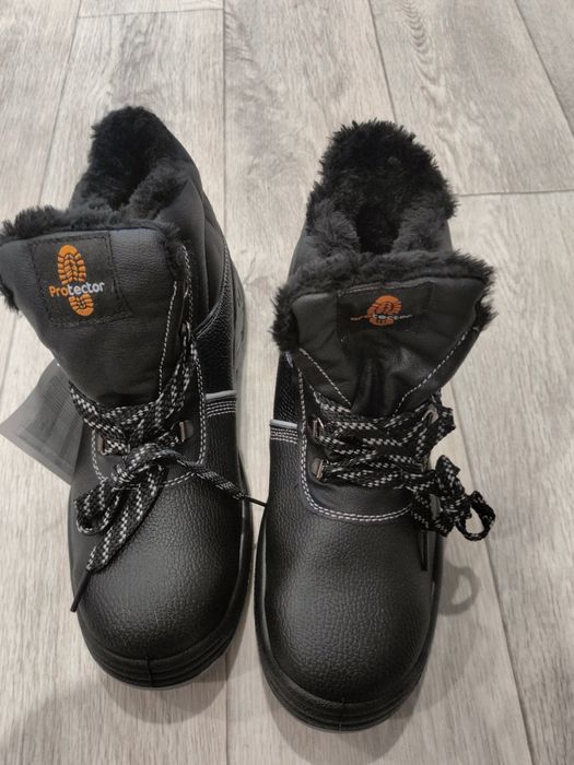 Зимние рабочие ботинки