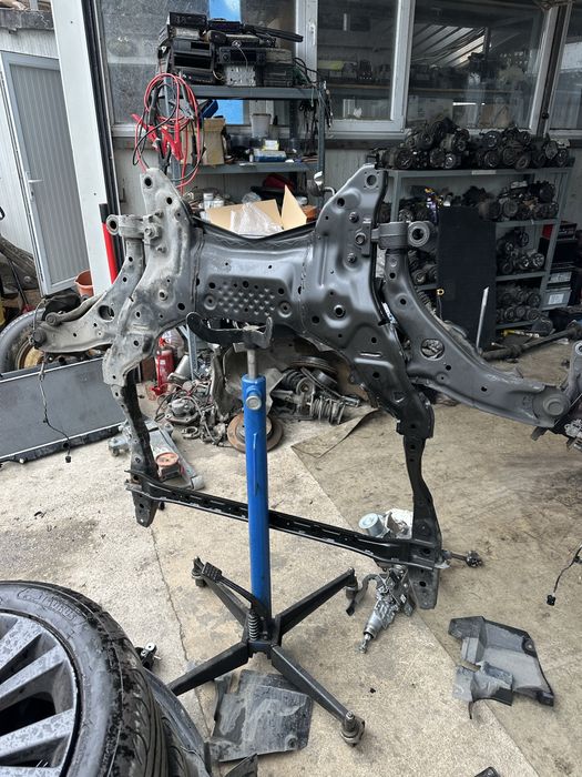 Преден мост/Магаре за Мазда 3 до 2016г.!