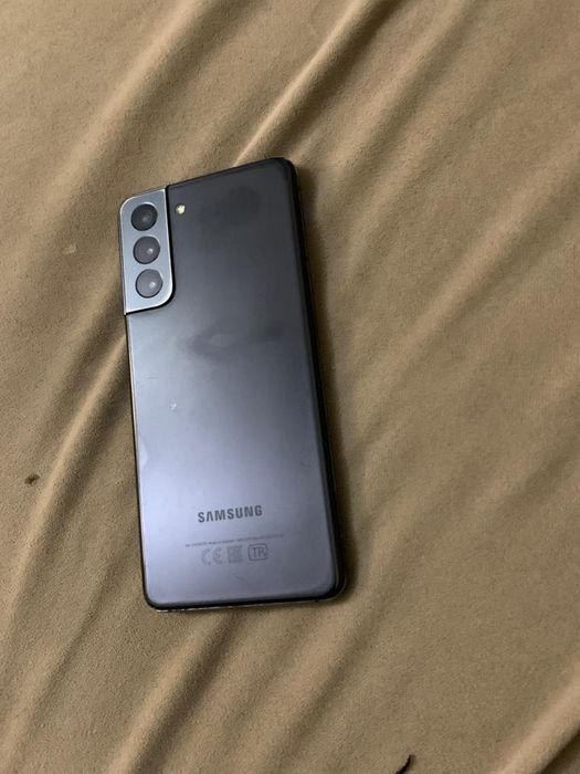 Samsung s21 FE в хорошем