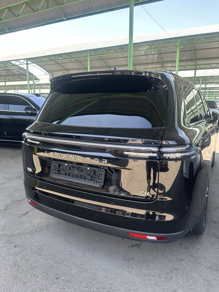 Leapmotor C16 Premium Фулл позиция