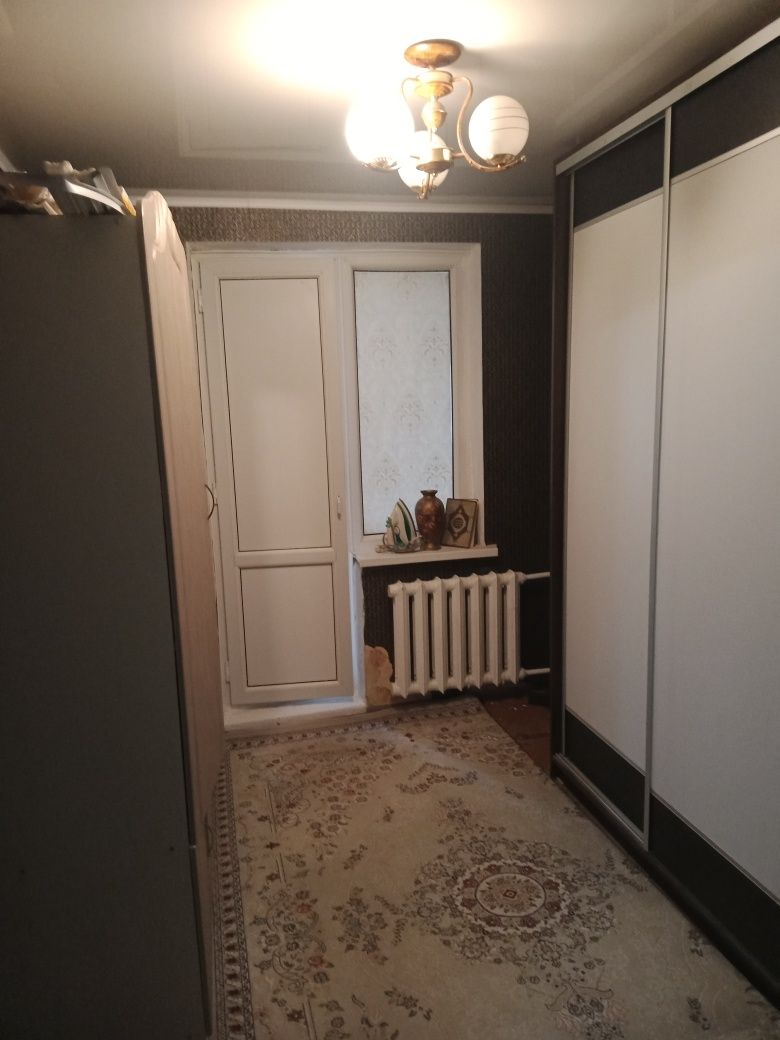 Продам 3 х комнатную квартиру. Центр 4/5. Срочно