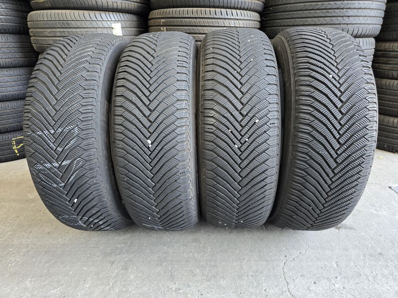 235/60/18 MICHELIN 4бр