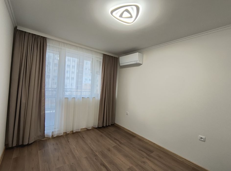 Дава се под наем Тристаен апартамент в Пловдив, Южен - 92 кв.м за 612 € - Снимка #4