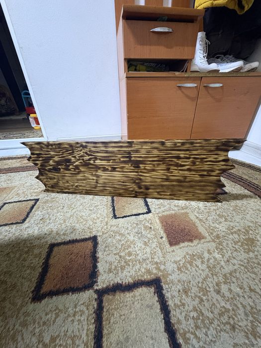 Vând Etajeră rustică facută manual